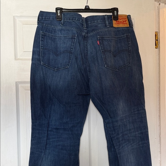 Levi's Men's 514 Straight Jeans in Distressed Blue 40x30 - Picture 4 of 6